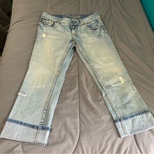 American Eagle Hipster Cropped Mom Jeans women’s size 6 regular.